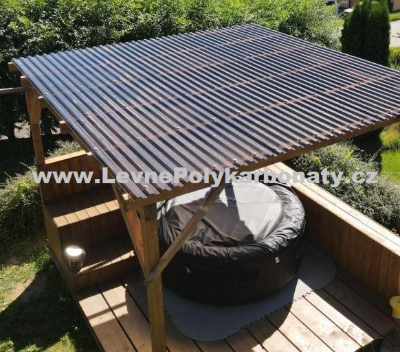 Trapézový polykarbonát 1,1 mm GUTTA MAKRO CST BRONZ - šíře 1,045 m x délka 7 m (7,32 m2)