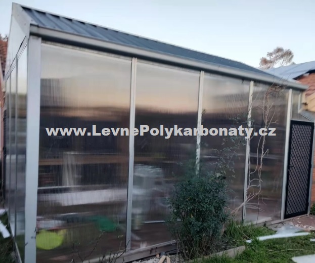 Dutinkový polykarbonát 10 mm 1UV EXOLON 2/10 ŠEDÁ - šíře 2,1 m x délka 7 m (14,7 m2)