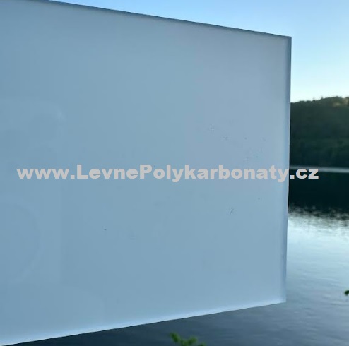 Plný polykarbonát 6 mm 2UV PALSUN Mono opál - 2100 × 6000 mm
