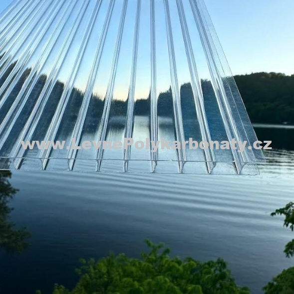Komůrkový polykarbonát 6 mm 1UV EXOLON 2/6 ČIRÁ - šíře 2,1 m x délka 6 m