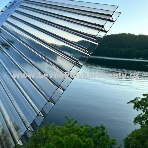 Dutinkový polykarbonát 10 mm 1UV EXOLON 2/10 BRONZ - šíře 2,1 m x délka 3 m (6,3 m2)