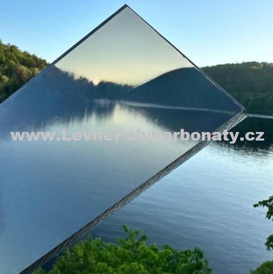 Plný polykarbonát 6 mm 2UV PALSUN BRONZ - šíře 2,1 m x délka 4,5 m (9,45m2)