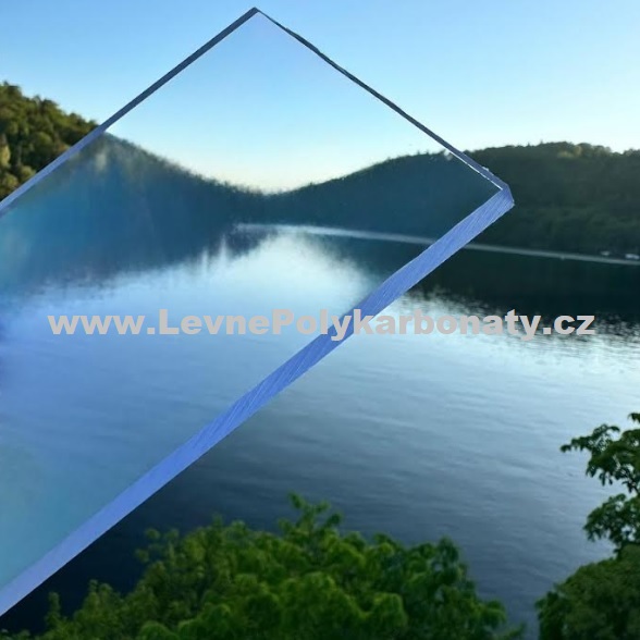 Plný polykarbonát 6 mm 2UV PALSUN ČIRÁ - šíře 2,1 m x délka 3 m (6,3m2)