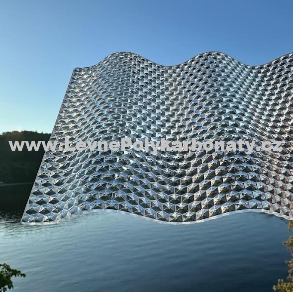 Vlnitý polykarbonát 2,8 mm PALRAM WBH STRONG ČIRÁ - šíře 1,045 m x délka 5 m